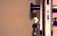 Metalinės durys butui – tobulas sprendimas. Konsultuoja specialistas