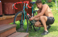 Aktorius L. Pobedonoscevas užkrečia saugiu požiūriu į dviratį