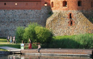 „Adventur 2016“ parodoje Trakai kviečia lėkti ant bangos