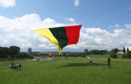 Nepriklausomybės atkūrimo dienos proga danguje virš Birštono bus pakelta didelė Trispalvė