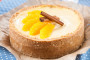 Artėjant sūrio mylėtojų dienai išsikepkite su juo apelsinais kvepiantį pyragą (receptas)
