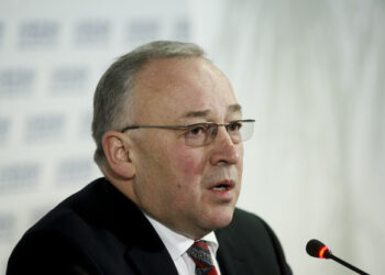 Dukart viešuosius ir privačius interesus supainiojęs politikas neturėtų būti skiriamas vienu iš kultūros ministerijos vadovų