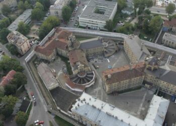 Gerinamos kalinių ir sulaikytųjų gyvenimo sąlygos