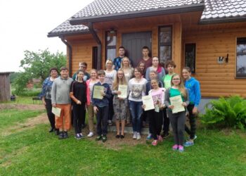 „Veiklus jaunimas aktyvioje bendruomenėje 2015“