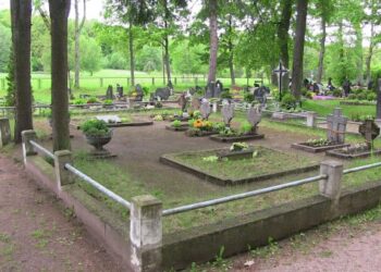 Ir kapinėse turi būti tvarka