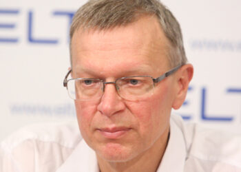 Padidinti mokesčiai už šildymą Prezidento našlės rezidencijos nepalies arba Svarbiausia žmogus