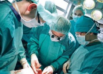 Transplantacijos laukiančių žmonių likimas – ir Seimo rankose