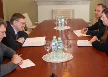 J. Bernatonis su Didžiosios Britanijos ambasadore aptarė teisinį bendradarbiavimą