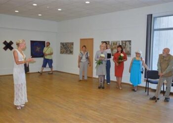 AKKC atidaryta tekstilės kūrinių paroda „Baltų ženklai tekstilėje“