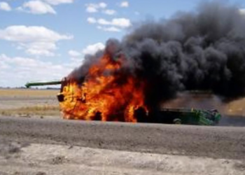 Ugniagesiai jau gavo pirmuosius pranešimus apie laukuose užsiliepsnojusius javų nuėmimo kombainus ir  kitą žemės ūkio techniką