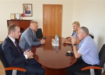 Susitikime su UAB „Haltex“ vadovais aptarti automobilių stovėjimo aikštelės tvarkymo klausimai