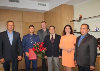 Jubiliejaus proga pasveikino mero patarėją