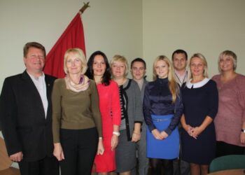 Rajono savivaldybės darbuotojai – antrame Konstitucijos egzamino etape