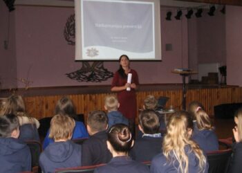 Renginys „Ką žinai apie žalingus įpročius“ skatino susimąstyti