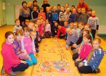 Vėl lankėsi vaikų rašytojai