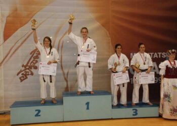 Seserys Gustaitytės užkariauja kiokušin karatė pasaulį