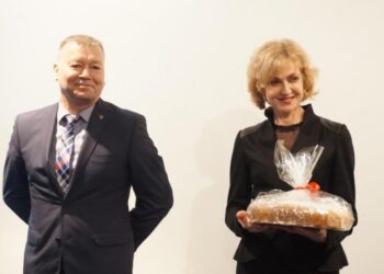 Minint Trijų karalių dieną apdovanoti gražiausiai šventėms pasipuošę daugiabučiai, individualūs namai ir įmonės