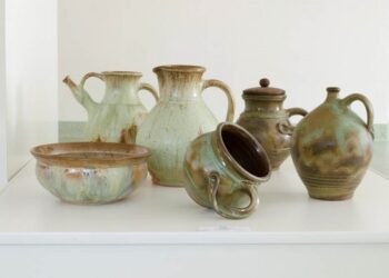 Aukso vainikais karūnuoti geriausi liaudies menininkai