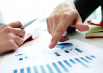 Varėnos rajono verslo atstovus kviečiame į renginį „Varėnos rajono verslo plėtros aptarimas“