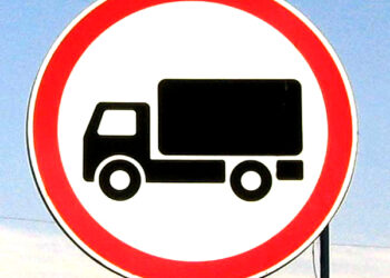 Dėl eismo ribojimo polaidžio metu