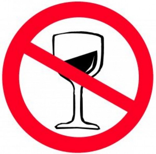 Lazdijų rajono savivaldybės taryba uždraudė prekiauti alkoholiu masinių renginių metu ir 500 metrų atstumu nuo mokyklų