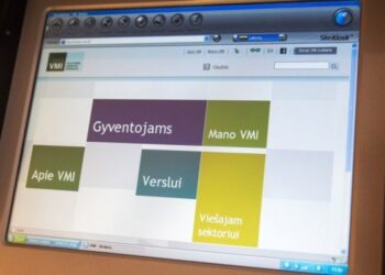 Finansų ministras nurodė VMI koreguoti taisykles ir atidėti elektroninių sąskaitų deklaravimo terminus