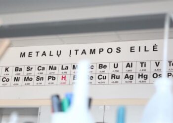 Respublikinėje chemijos olimpiadoje – puikūs Alytaus miesto mokinių rezultatai