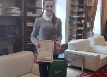 „Volungės“ pagrindinės mokyklos septintokė – nacionalinio lietuvių kalbos konkurso prizininkė