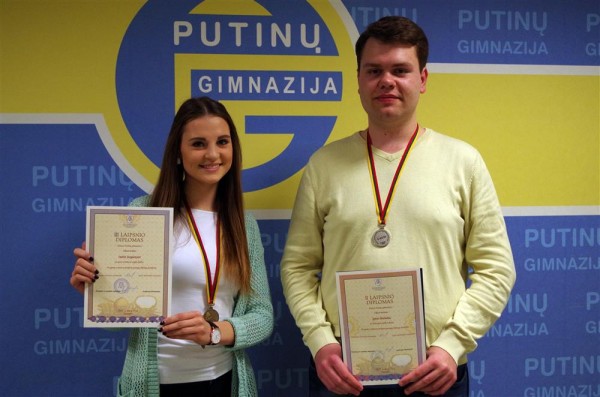 Alytaus Putinų gimnazijos mokiniai – ir vėl respublikinio mokinių jaunųjų filologų konkurso nugalėtojai