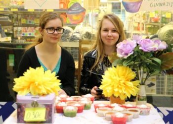 Alytuje šurmuliavo mokomųjų mokinių bendrovių mugė