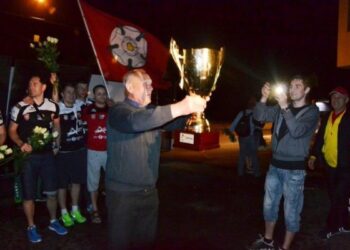 Šiąnakt buvo sutikta auksinė Alytaus vyrų rankinio komanda „Almeida-Stronglasas“