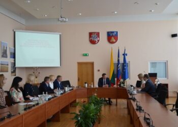 Savivaldybėje lankėsi Vilniaus prekybos, pramonės ir amatų rūmų atstovai