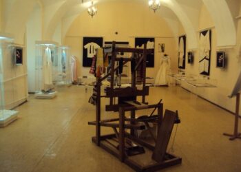 Trakų pilyje atidaroma  paroda „Alanijos šilkas: iš praeities į ateitį“