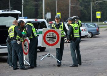 Kelių policija: gegužę – prevencinės eismo dalyvių kontrolės priemonės