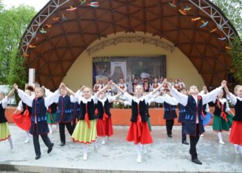 „Daina prie Šalčios“ – vestuviškai saulėta ir spalvinga