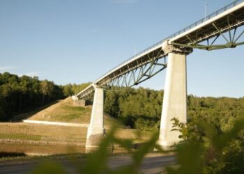 Šalia Alytaus pėsčiųjų ir dviratininkų tilto planuojama įrengti pandusą