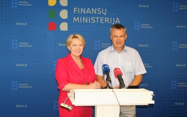 Finansų ministrės ir pramonininkų vadovo susitikime – dėmesys lietuviško verslo paramai