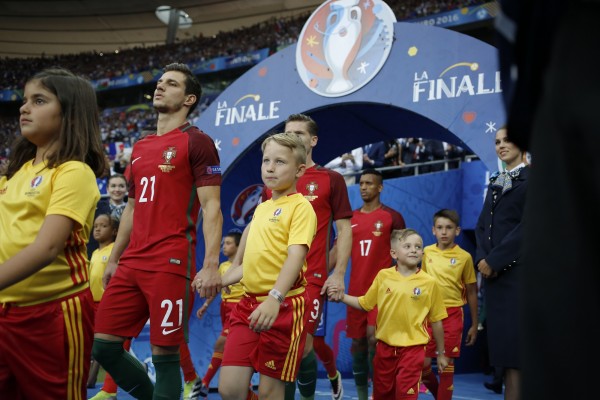 Jaunasis futbolo sirgalius iš Lietuvos į EURO 2016 finalą žengė kartu su Portugalijos rinktinės gynėju Cédric Soares
