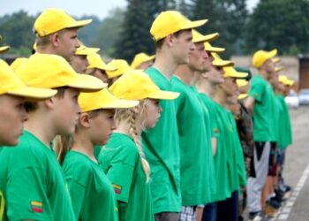 Alytuje 100 jaunuolių išbandys kario gyvenimą