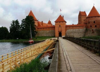 Pradedamas remontuoti antrasis tiltas į Trakų salos pilį