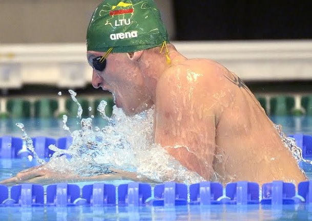 Lietuvos plaukikų nesėkmės tęsiasi: S.Bilis ir G.Titenis nepateko į pusfinalį
