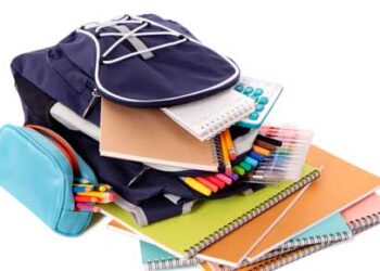 Ekspertai pataria: kaip išsirinkti kuprinę, nežalojančią vaiko sveikatos