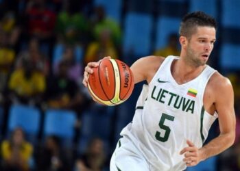 Galingo M.Kalniečio žaidimo neužteko: nesėkmė kroatams Lietuvos rinktinę nustūmė į trečią vietą