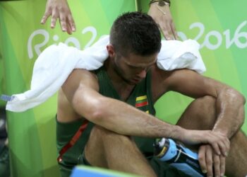 Lietuvos rinktinė žygį olimpiadoje baigė skaudžiu pralaimėjimu Australijai