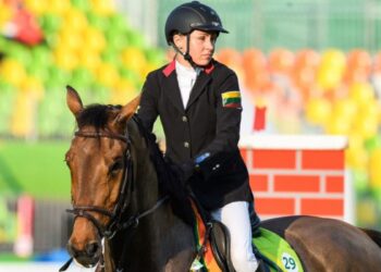 Žirgas pakišo koją – Laura Asadauskaitė čempionės titulo neapgins