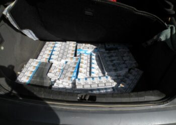 Šiauliuose sulaikytas alytiškis gabeno 1700 pakelių nelegalių rūkalų