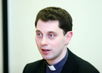 Kunigas Ričardas Doveika teigia, kad kažkas bijo pažangios Bažnyčios