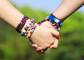 Išsiaiškino, ko niekada negalima daryti pažinčių svetainėse