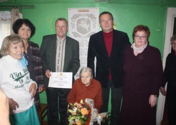 Šimtametė organizmą stiprina vitaminais