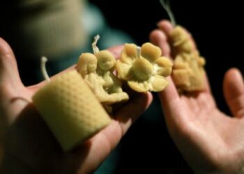 Pasigaminkime žvakes patys